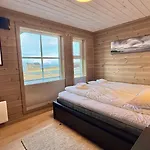 샬레 Spacious, Modern Lofoten *