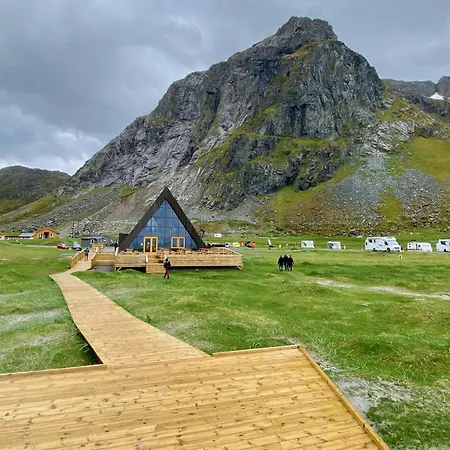 샬레 Spacious, Modern Lofoten *
