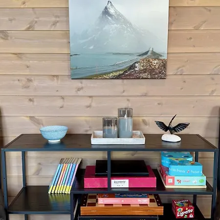 Spacious, Modern Lofoten 샬레 람베르그