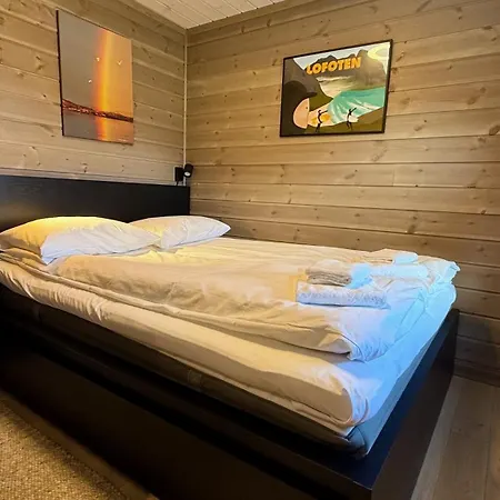 샬레 Spacious, Modern Lofoten