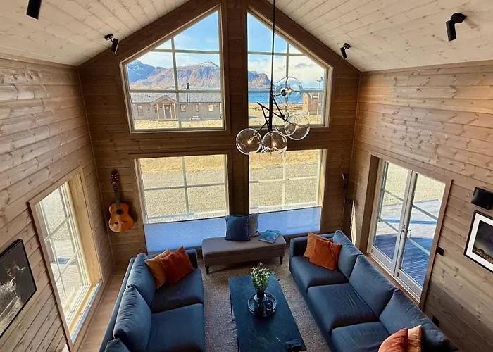 Chalet Spacious, Modern Lofoten