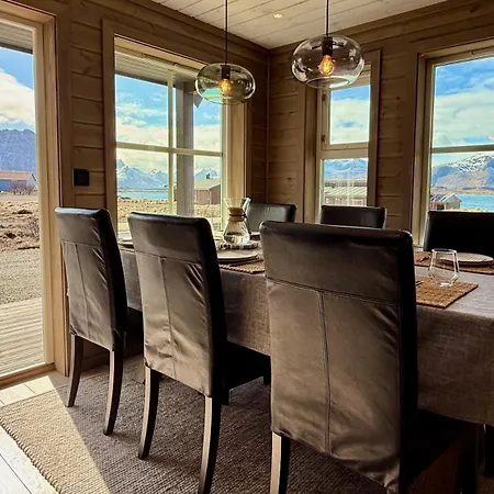 Spacious, Modern Lofoten Шале